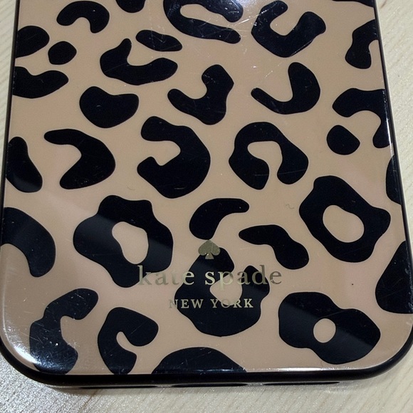 Kate Spade iPhone 12 Case - Leopard Print - Picture 4 of 5